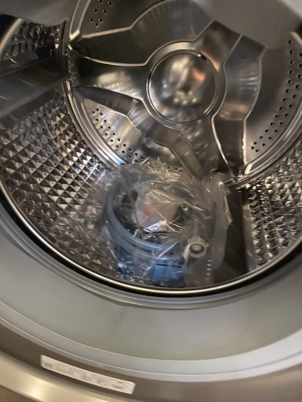 Samsung WD90TA046BX/EU Graphite Washer Dryer- (Dent Defect) - Image 3